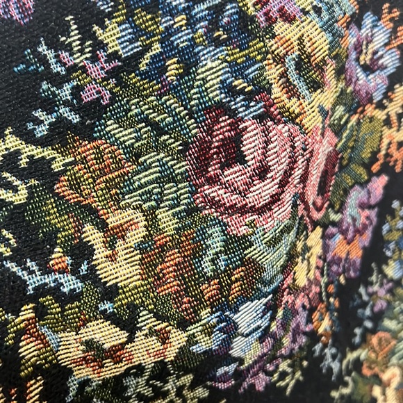 Floral shorts - Picture 3 of 3